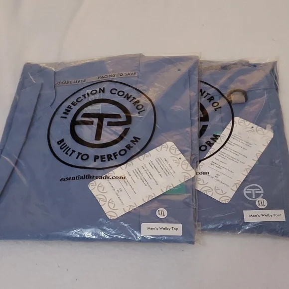 Essential Threads Welby mens Scrubs set - Picture 2 of 16